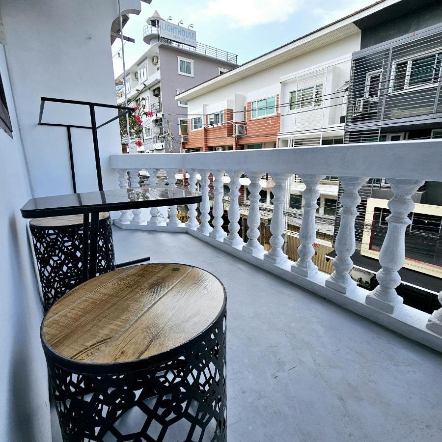 Kaneang Apartment-กันเองอพาร์ทเมนท์ Pantai Jomtien Luaran gambar